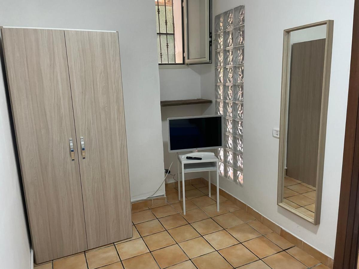 Le Suite Di Ginevra Neapel Exterior foto